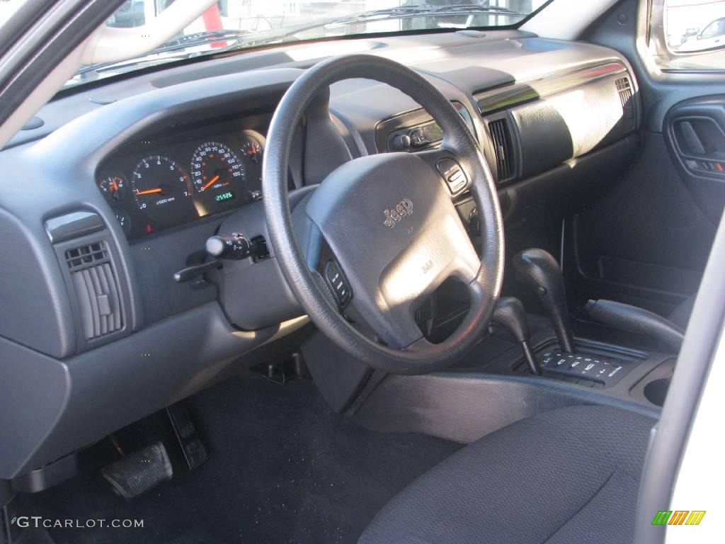 2004 Grand Cherokee Freedom Edition 4x4 - Bright Silver Metallic / Dark Slate Gray photo #6