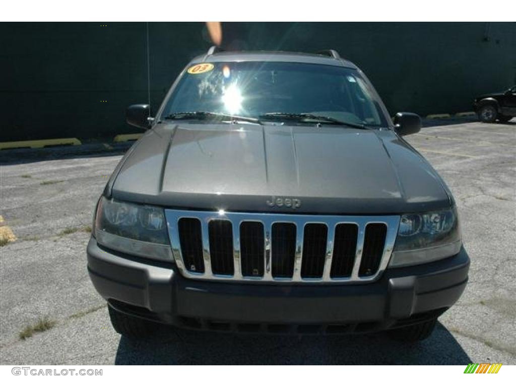2003 Grand Cherokee Laredo 4x4 - Graphite Metallic / Dark Slate Gray photo #2