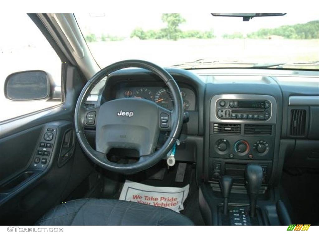 2003 Grand Cherokee Laredo 4x4 - Graphite Metallic / Dark Slate Gray photo #11
