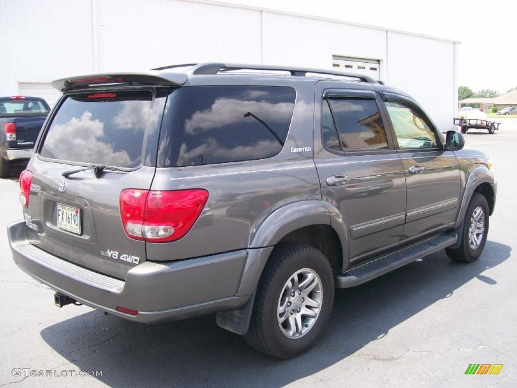 2006 Sequoia Limited 4WD - Phantom Gray Pearl / Light Charcoal photo #4
