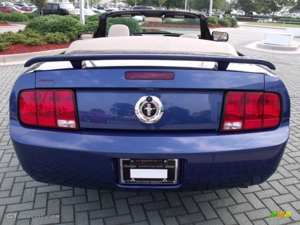 2007 Mustang V6 Deluxe Convertible - Vista Blue Metallic / Medium Parchment photo #4