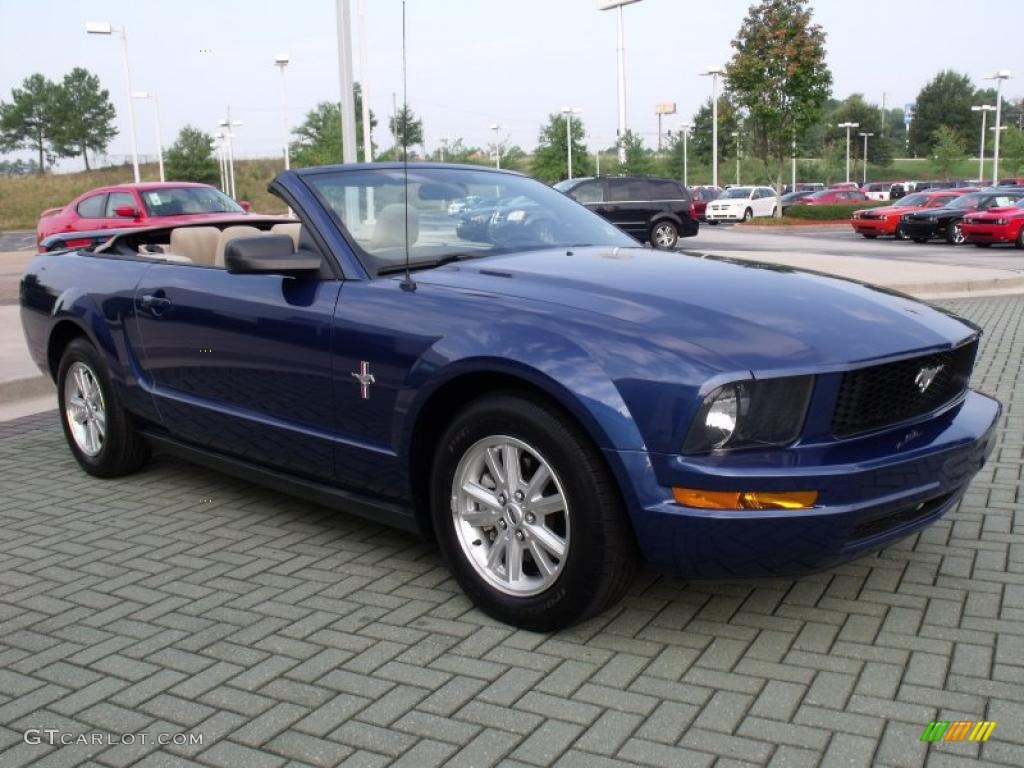 2007 Mustang V6 Deluxe Convertible - Vista Blue Metallic / Medium Parchment photo #7