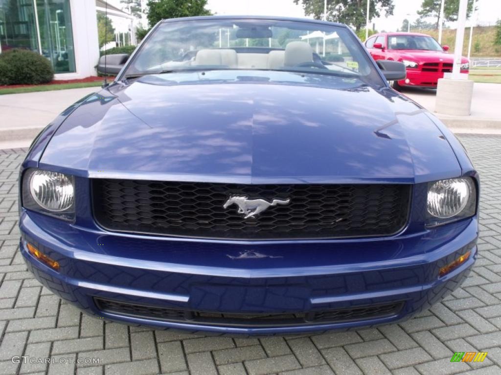2007 Mustang V6 Deluxe Convertible - Vista Blue Metallic / Medium Parchment photo #8