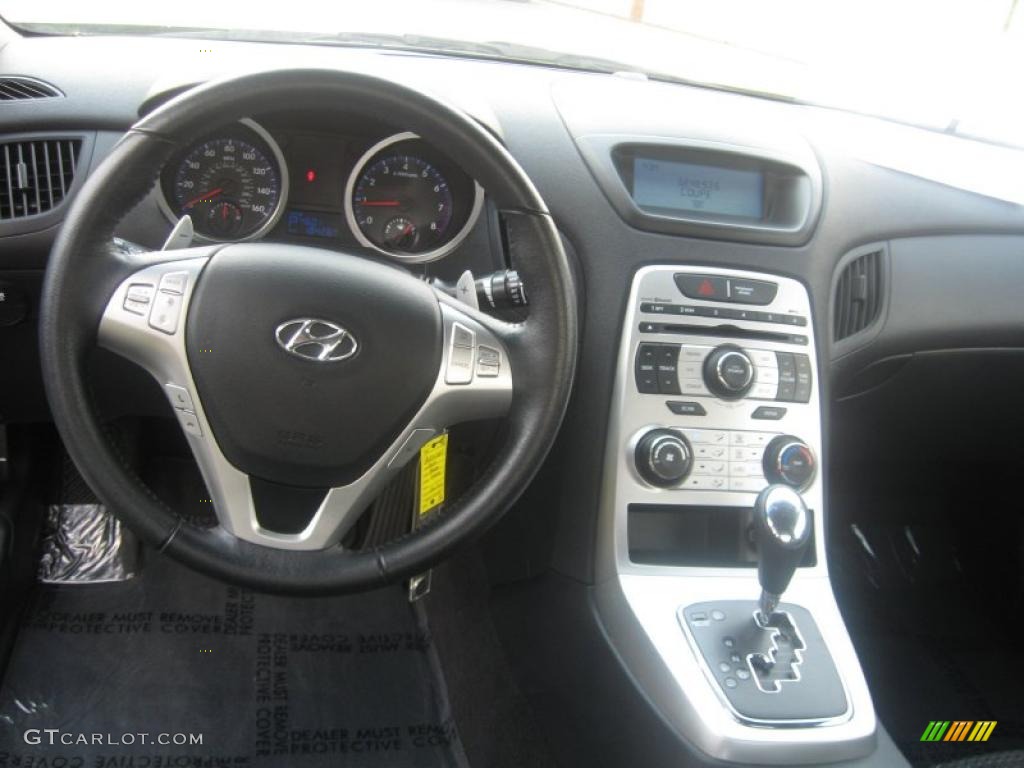 2010 Genesis Coupe 2.0T - Lime Rock Green / Black photo #9