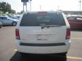 Stone White - Grand Cherokee Laredo Photo No. 8