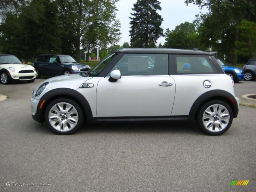 2010 Cooper S Camden 50th Anniversary Hardtop - White Silver Metallic / Camden Tech White Leather/Carbon Black photo #2