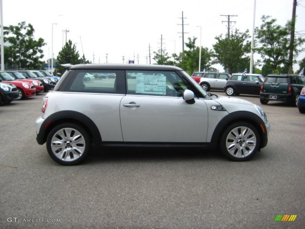 2010 Cooper S Camden 50th Anniversary Hardtop - White Silver Metallic / Camden Tech White Leather/Carbon Black photo #6
