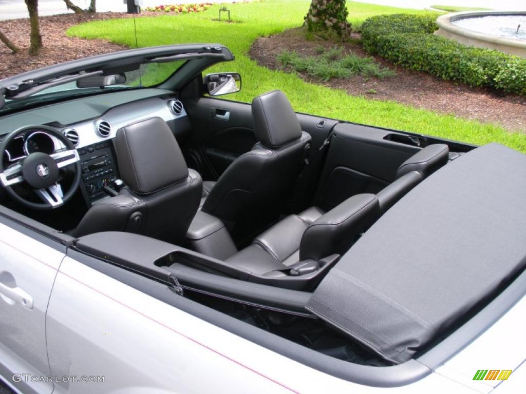 2006 Mustang GT Premium Convertible - Satin Silver Metallic / Dark Charcoal photo #10