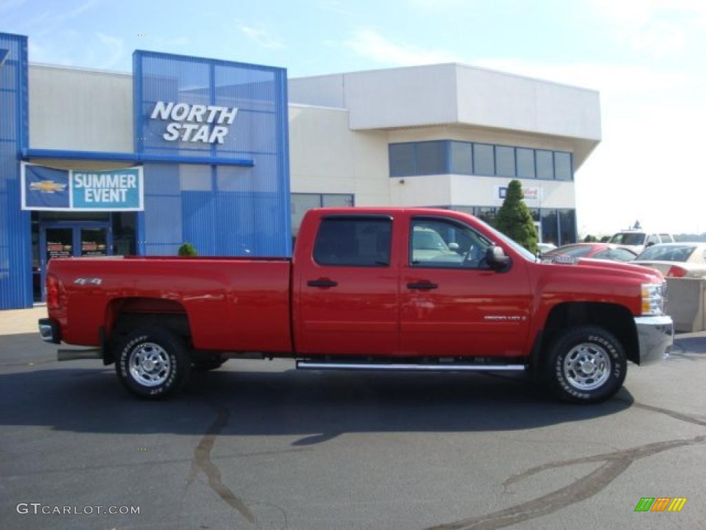 2007 Silverado 2500HD LT Crew Cab 4x4 - Sport Red Metallic / Ebony photo #2