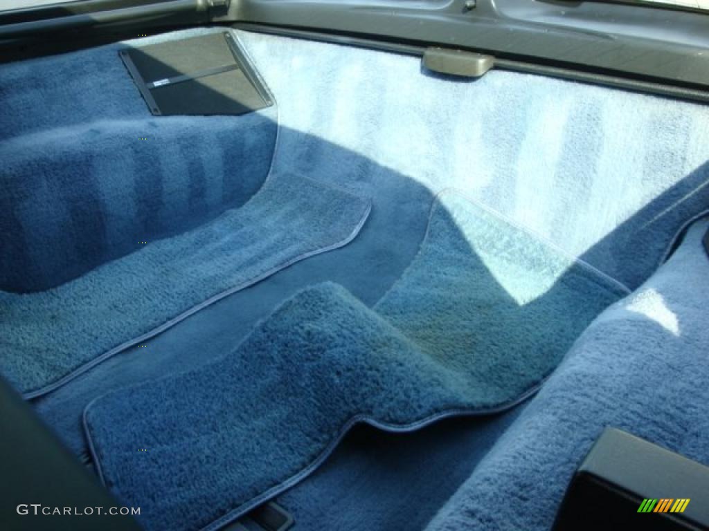 1985 Corvette Coupe - Light Blue Metallic / Medium Blue photo #11