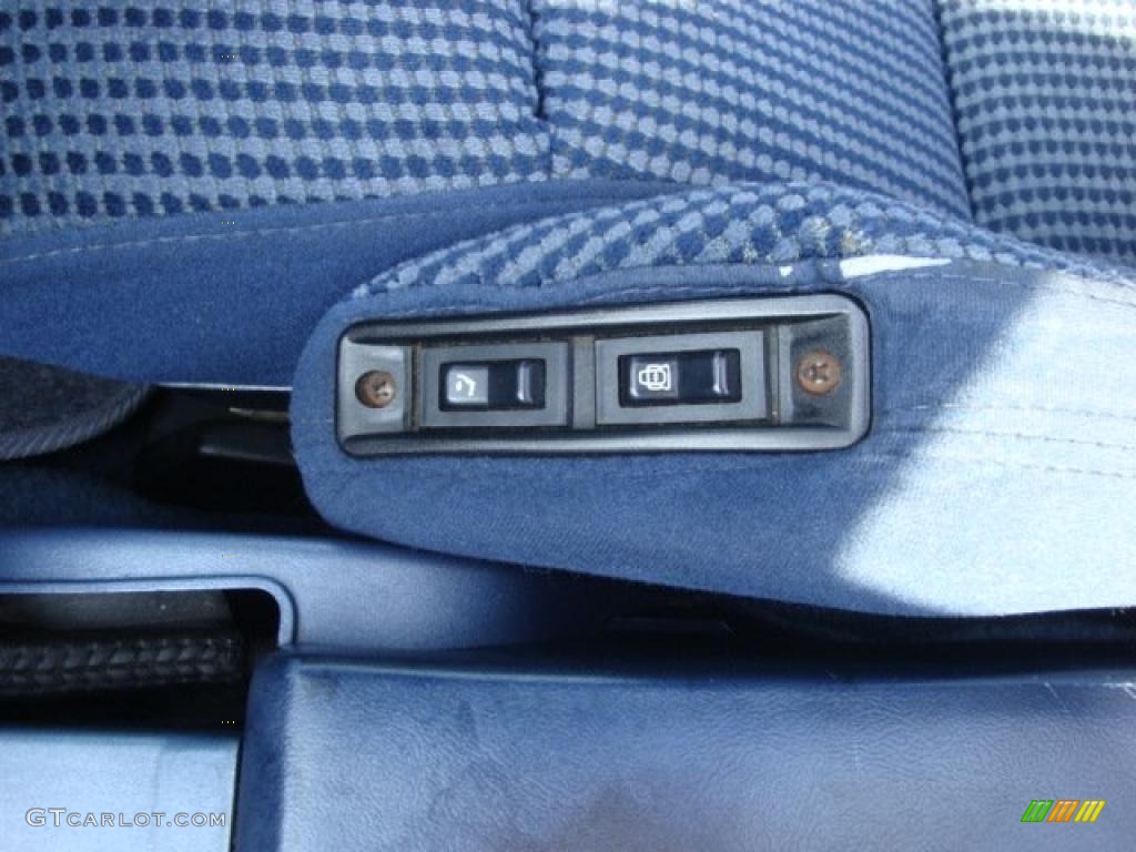 1985 Corvette Coupe - Light Blue Metallic / Medium Blue photo #15