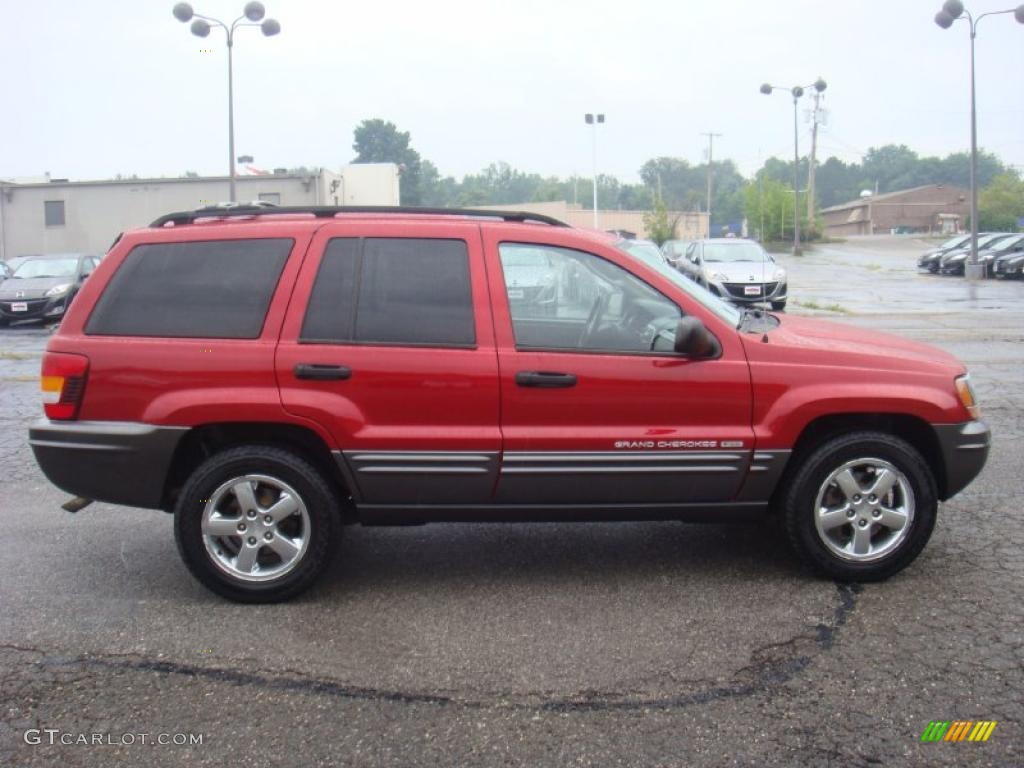 Inferno Red Pearl Jeep Grand Cherokee