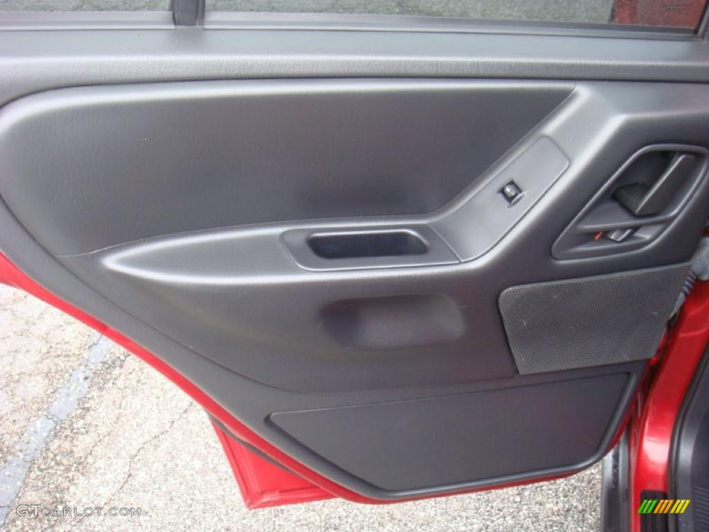 2004 Grand Cherokee Laredo 4x4 - Inferno Red Pearl / Dark Slate Gray photo #16