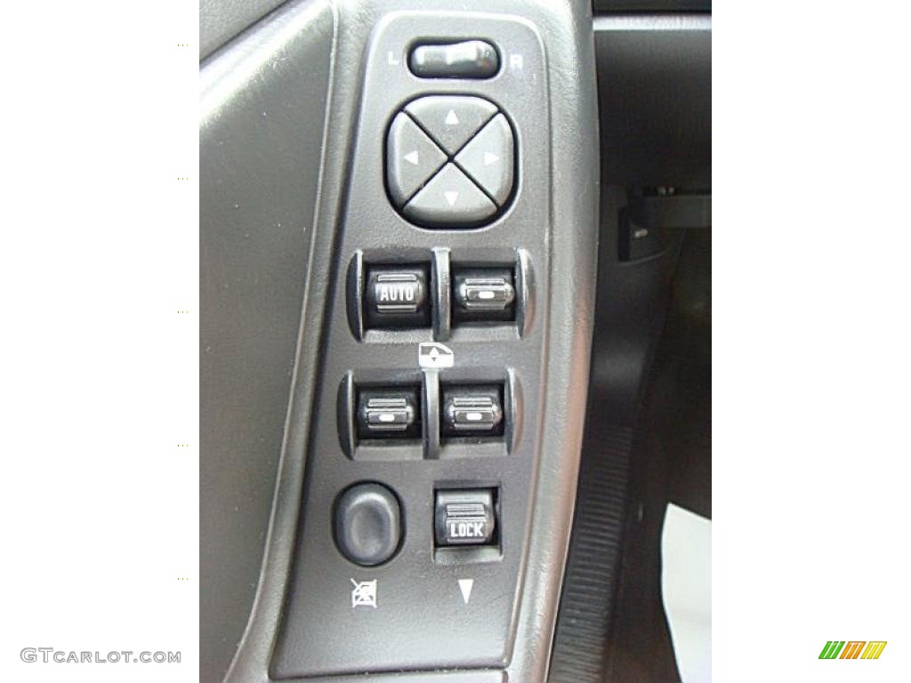 2004 Grand Cherokee Laredo 4x4 - Inferno Red Pearl / Dark Slate Gray photo #22