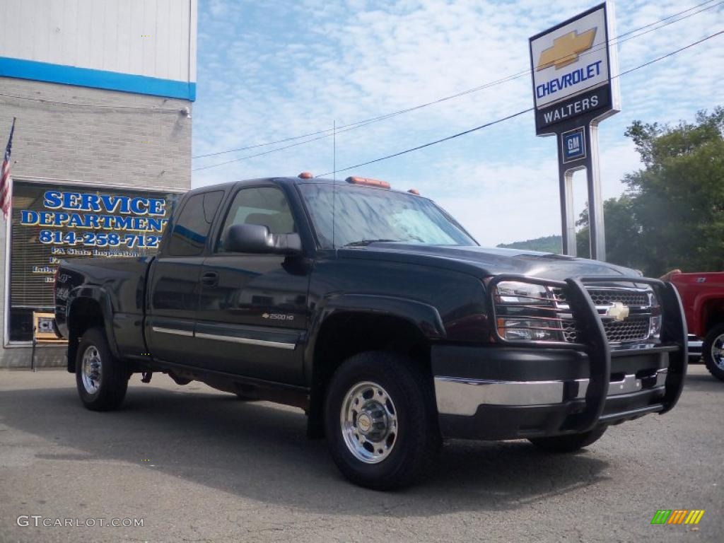 2005 Silverado 2500HD LS Extended Cab 4x4 - Dark Gray Metallic / Dark Charcoal photo #3