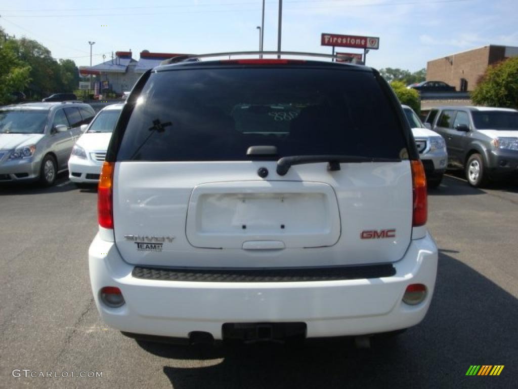 2008 Envoy Denali 4x4 - Summit White / Light Gray photo #3