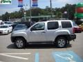 Silver Lightning - Xterra S 4x4 Photo No. 6