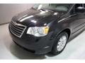 2010 Brilliant Black Crystal Pearl Chrysler Town & Country LX  photo #47