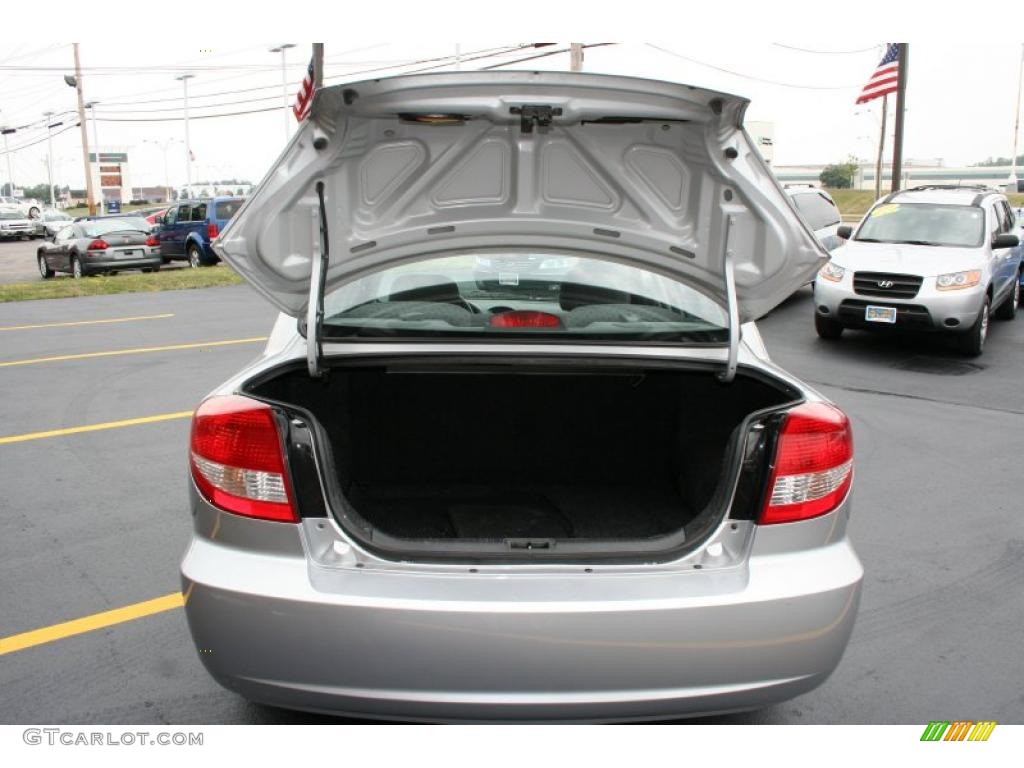 2005 Rio Sedan - Diamond Silver / Gray photo #7