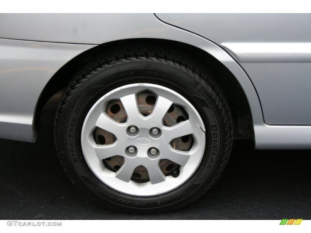 2005 Rio Sedan - Diamond Silver / Gray photo #11
