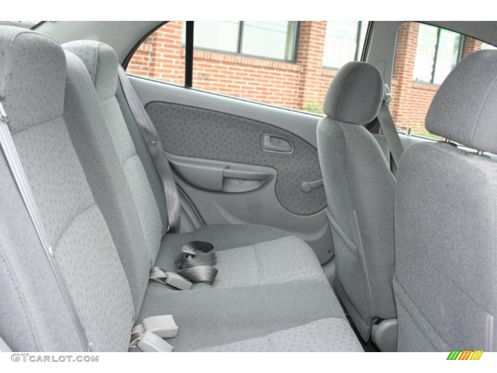 2005 Rio Sedan - Diamond Silver / Gray photo #15