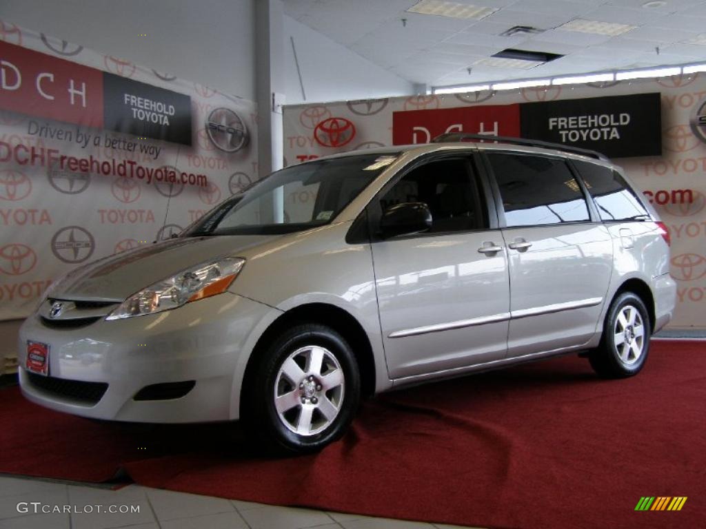 2007 toyota sienna silver shadow pearl #5