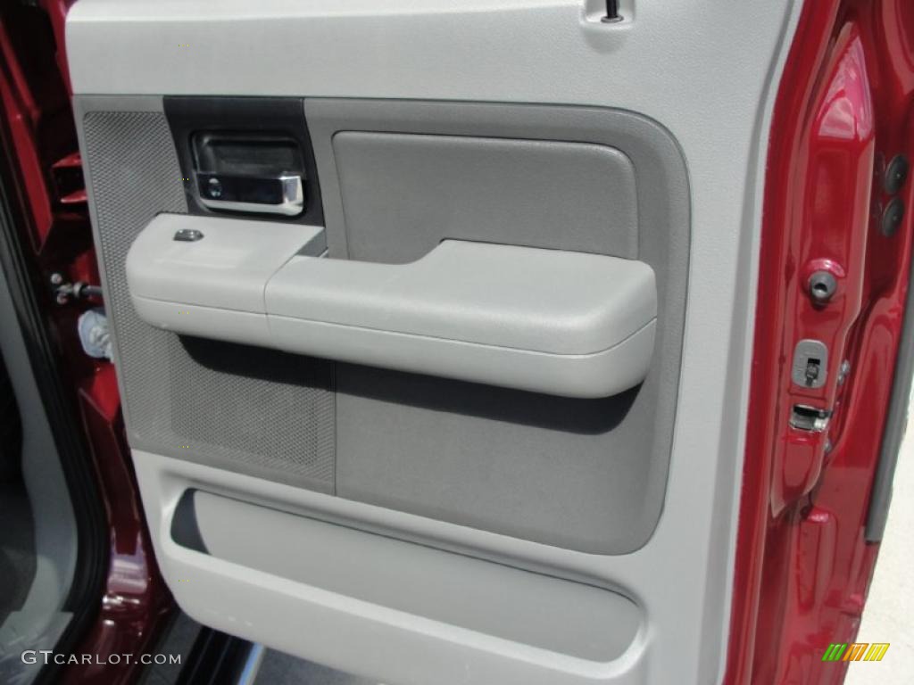 2006 F150 XLT SuperCrew - Dark Toreador Red Metallic / Medium/Dark Flint photo #25