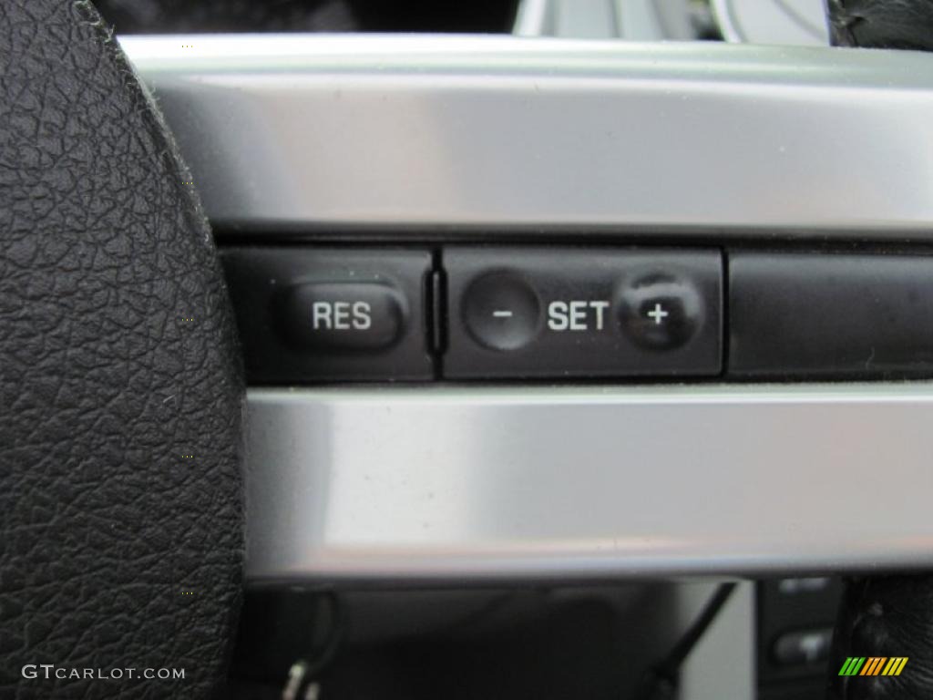 2005 Mustang V6 Premium Convertible - Satin Silver Metallic / Light Graphite photo #26