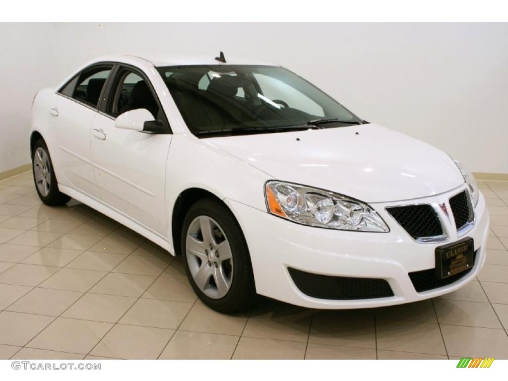 2010 G6 Sedan - Summit White / Ebony photo #1