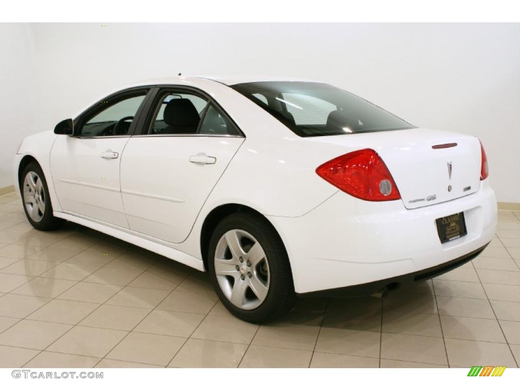 2010 G6 Sedan - Summit White / Ebony photo #5