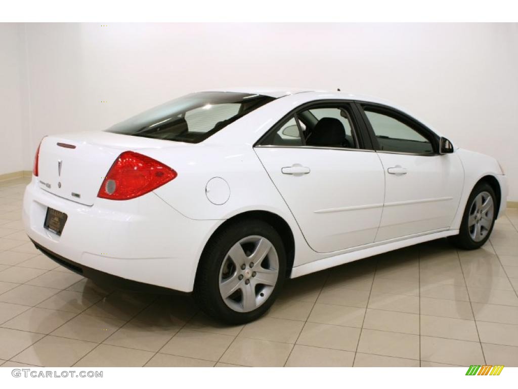 2010 G6 Sedan - Summit White / Ebony photo #7