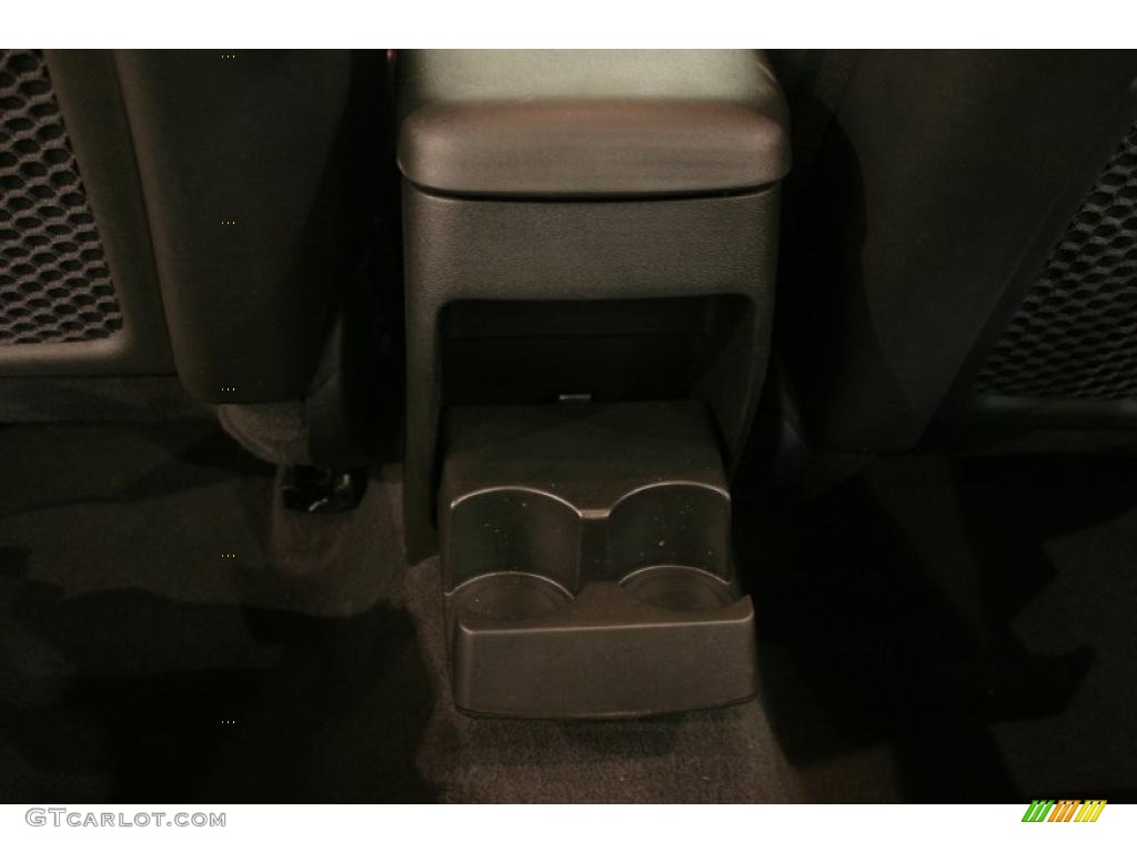2010 G6 Sedan - Summit White / Ebony photo #23