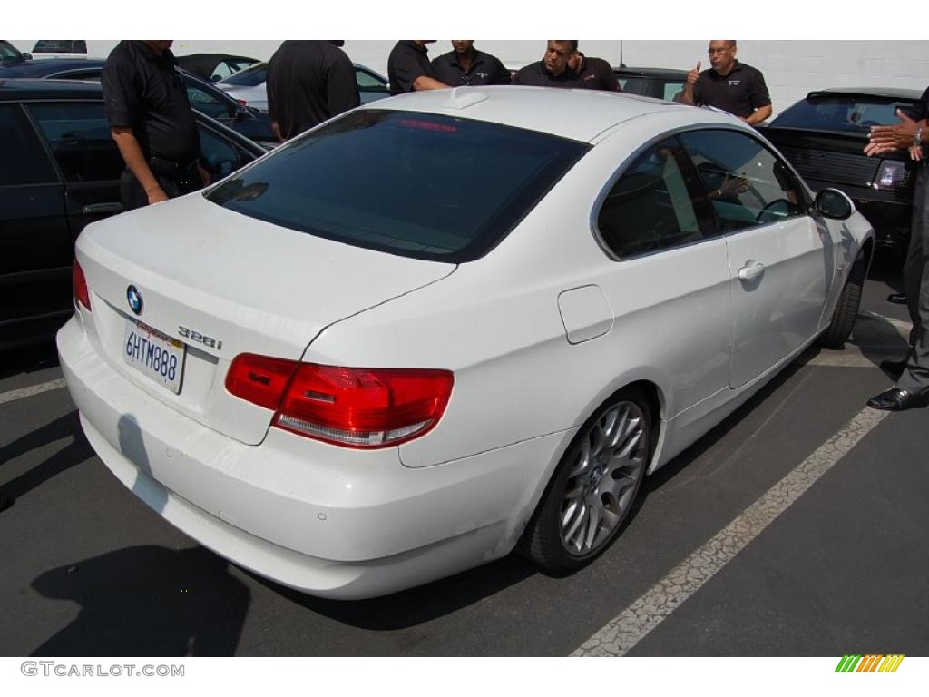 2008 3 Series 328i Coupe - Alpine White / Black photo #3