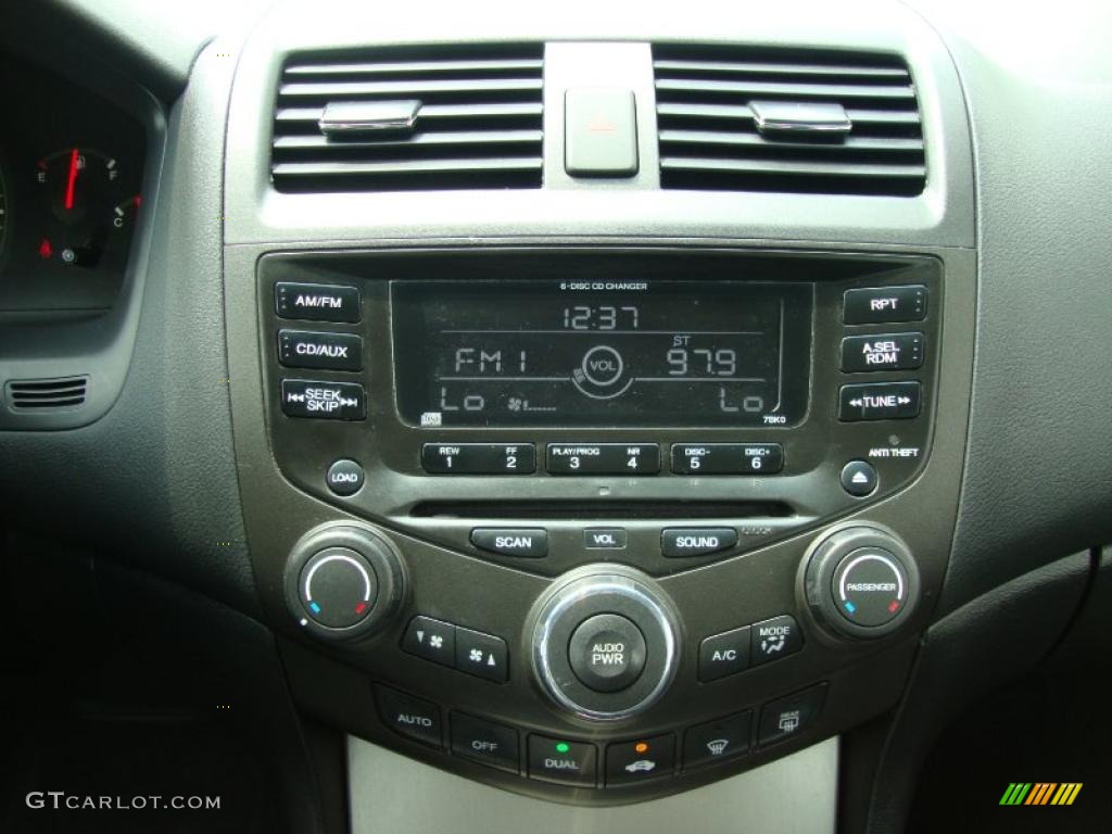 2003 Accord EX V6 Sedan - Satin Silver Metallic / Black photo #30