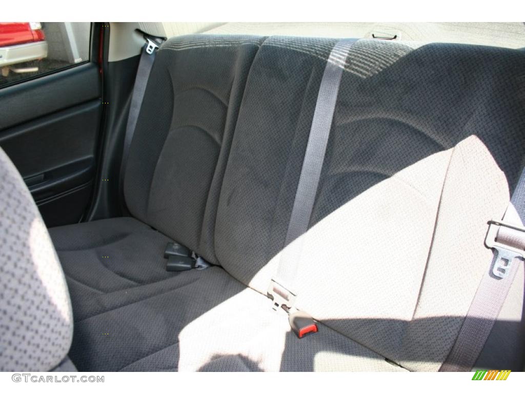 2004 Stratus SE Sedan - Inferno Red Pearlcoat / Dark Slate Gray photo #24