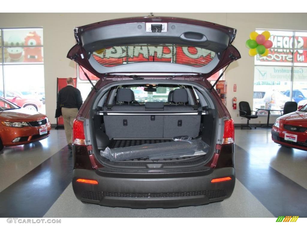 2011 Sorento LX - Dark Cherry / Black photo #26