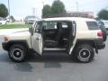 Sandstorm - FJ Cruiser 4WD Photo No. 14