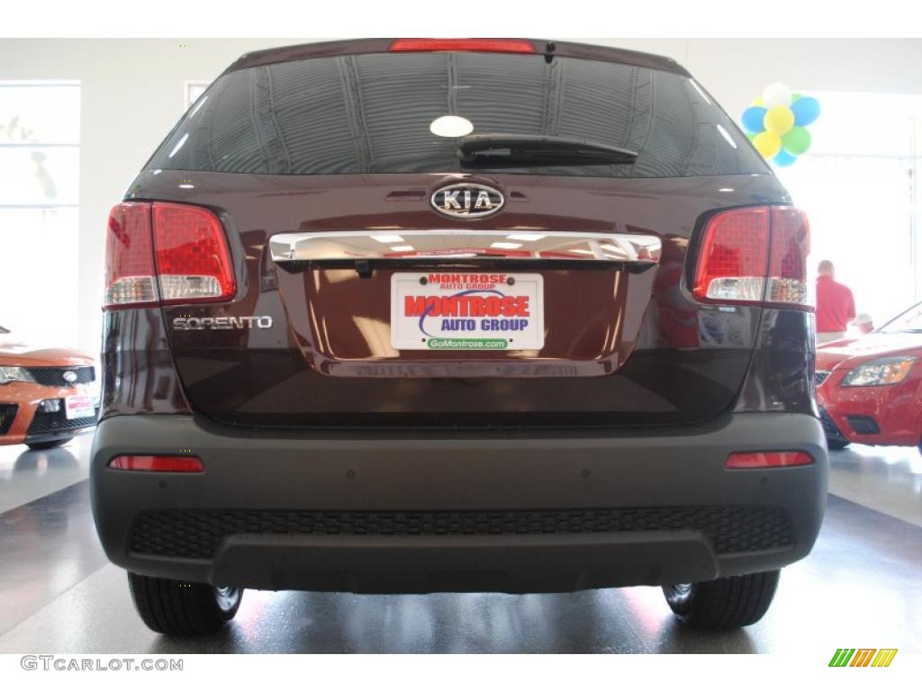 2011 Sorento LX V6 - Dark Cherry / Beige photo #6