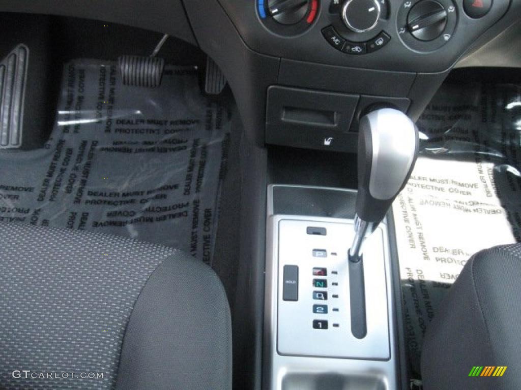 2010 Aveo LT Sedan - Victory Red / Charcoal photo #9