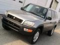 Quicksilver - RAV4 4WD Photo No. 1