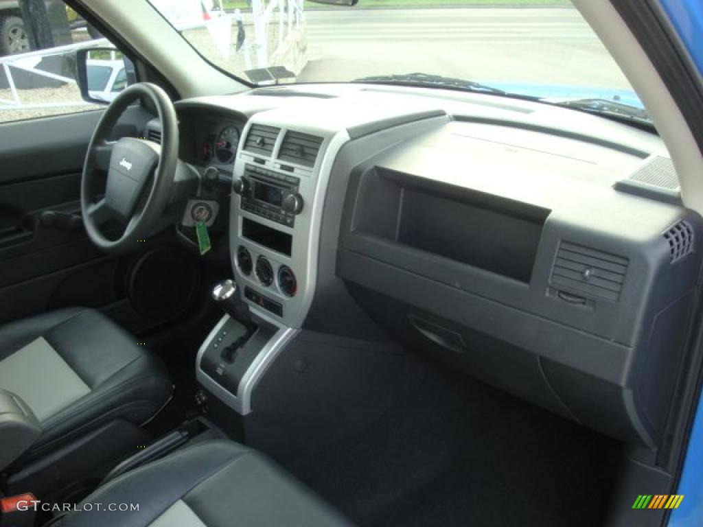 2008 Patriot Sport - Surf Blue Pearl / Dark Slate Gray photo #14