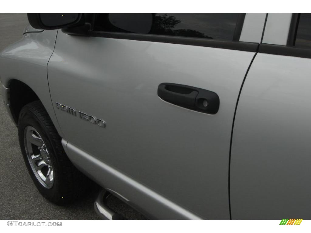 2004 Ram 1500 SLT Quad Cab 4x4 - Bright Silver Metallic / Dark Slate Gray photo #21