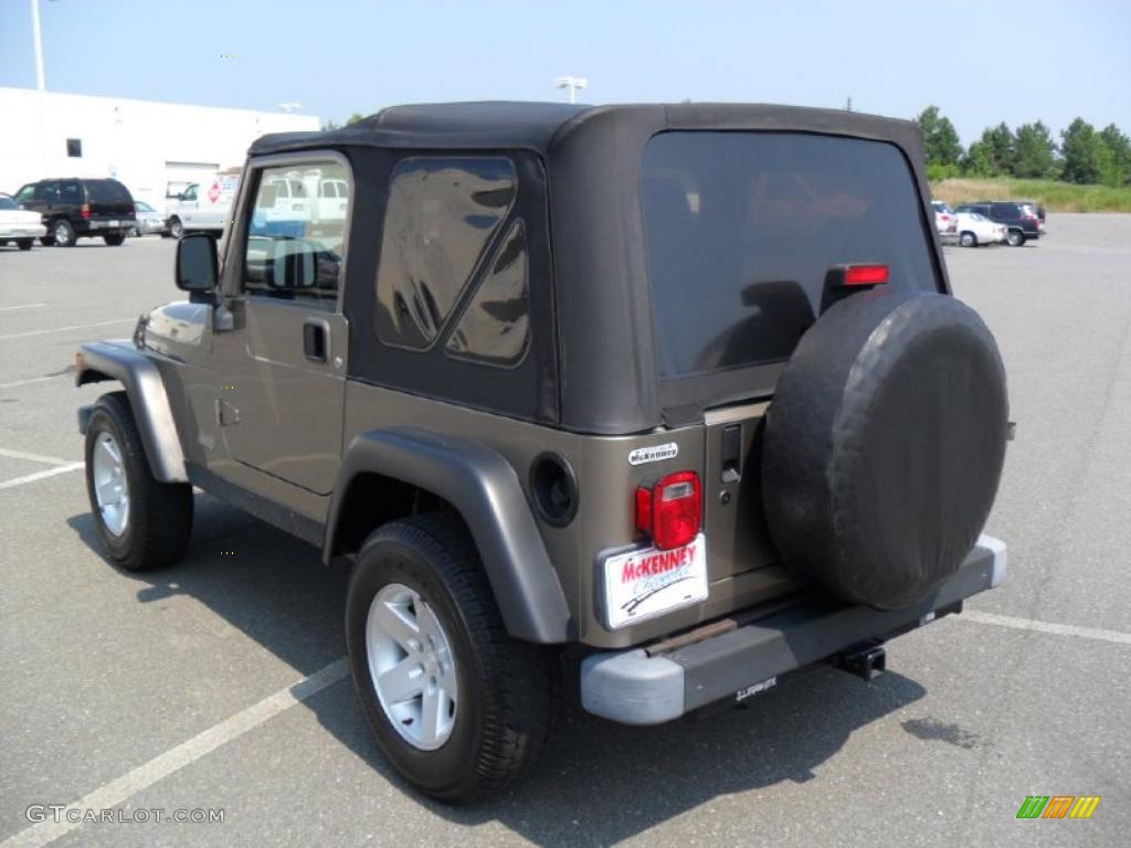 2004 Wrangler Rubicon 4x4 - Light Khaki Metallic / Dark Slate Gray photo #2