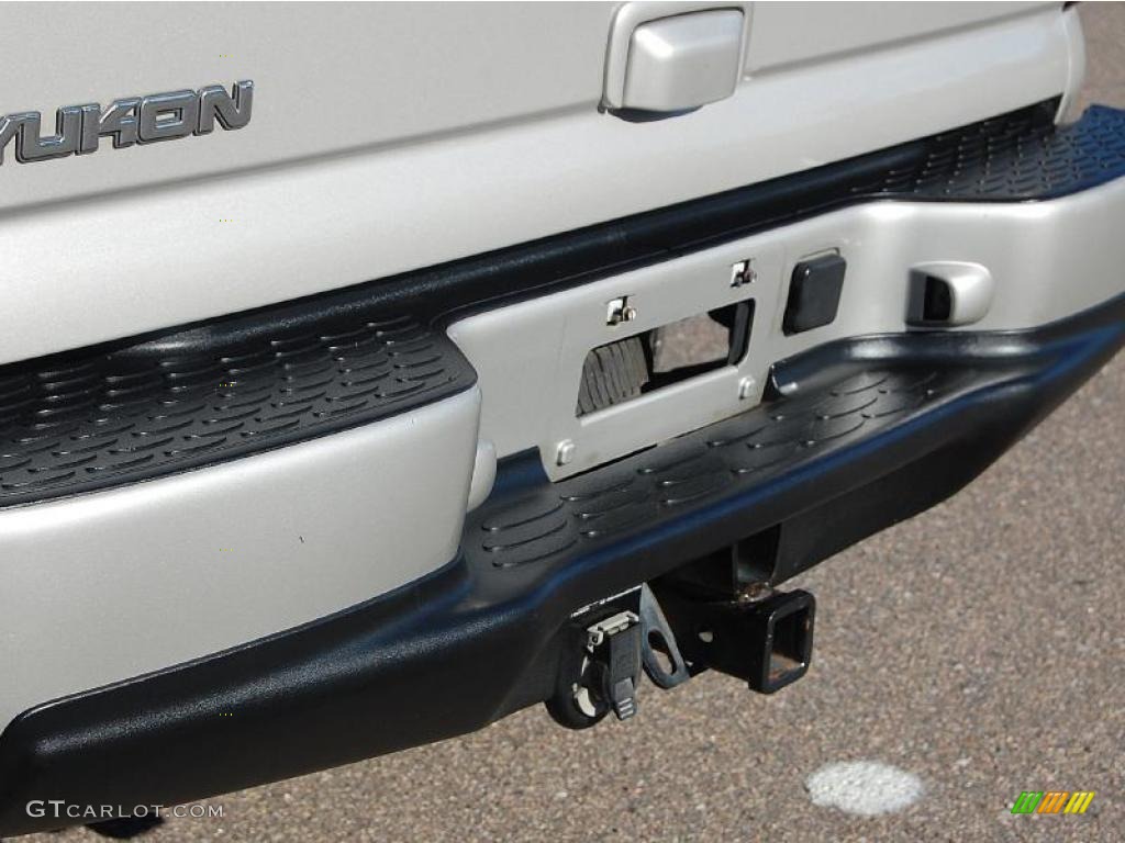 2004 Yukon Denali AWD - Silver Birch Metallic / Sandstone photo #9