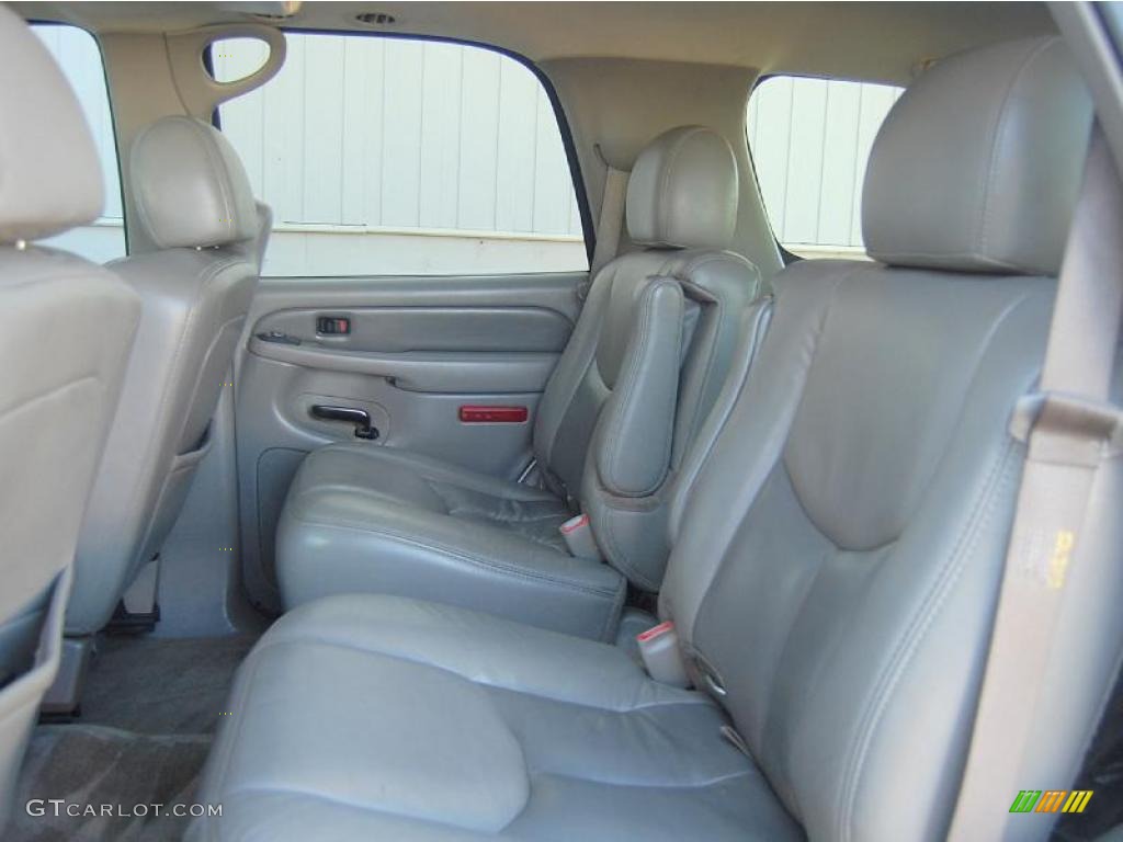 2004 Yukon Denali AWD - Silver Birch Metallic / Sandstone photo #18