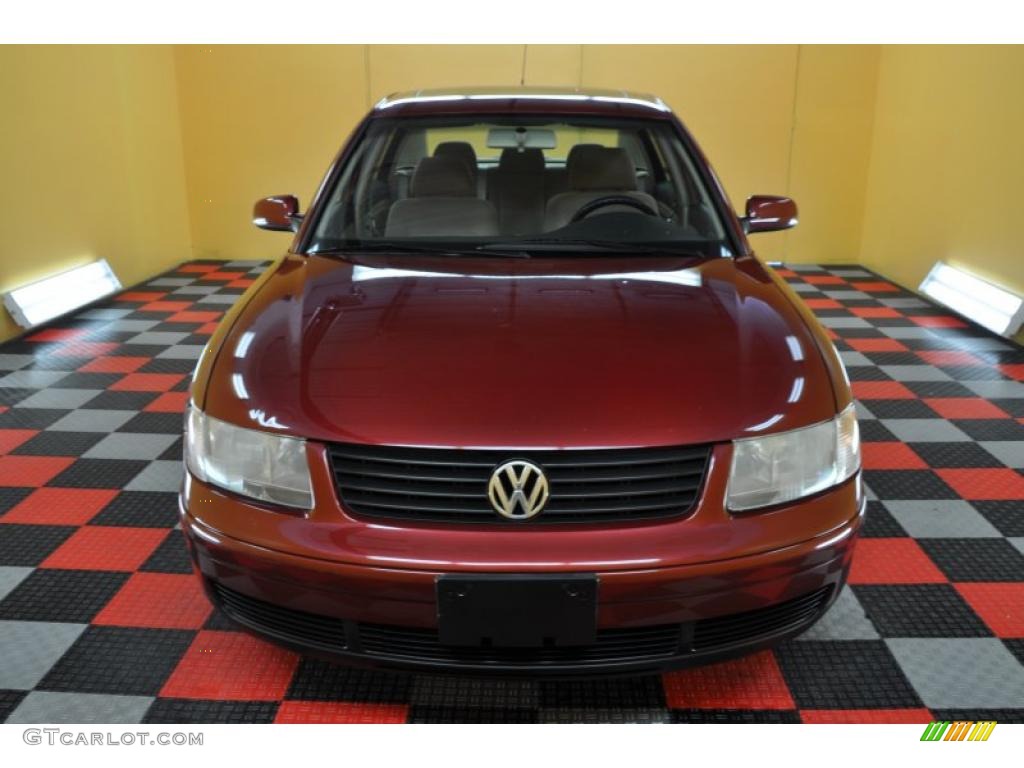 2000 Passat GLS 1.8T Sedan - Colorado Red Metallic / Beige photo #2