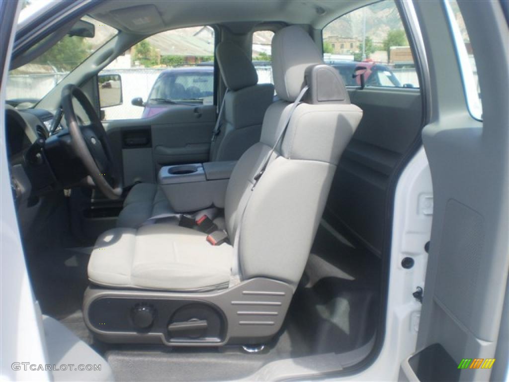2004 F150 XLT Regular Cab - Oxford White / Dark Flint photo #8
