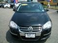 Black - Jetta SE Sedan Photo No. 2