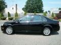Black - Jetta SE Sedan Photo No. 8