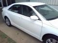 Super White - Camry LE Photo No. 21
